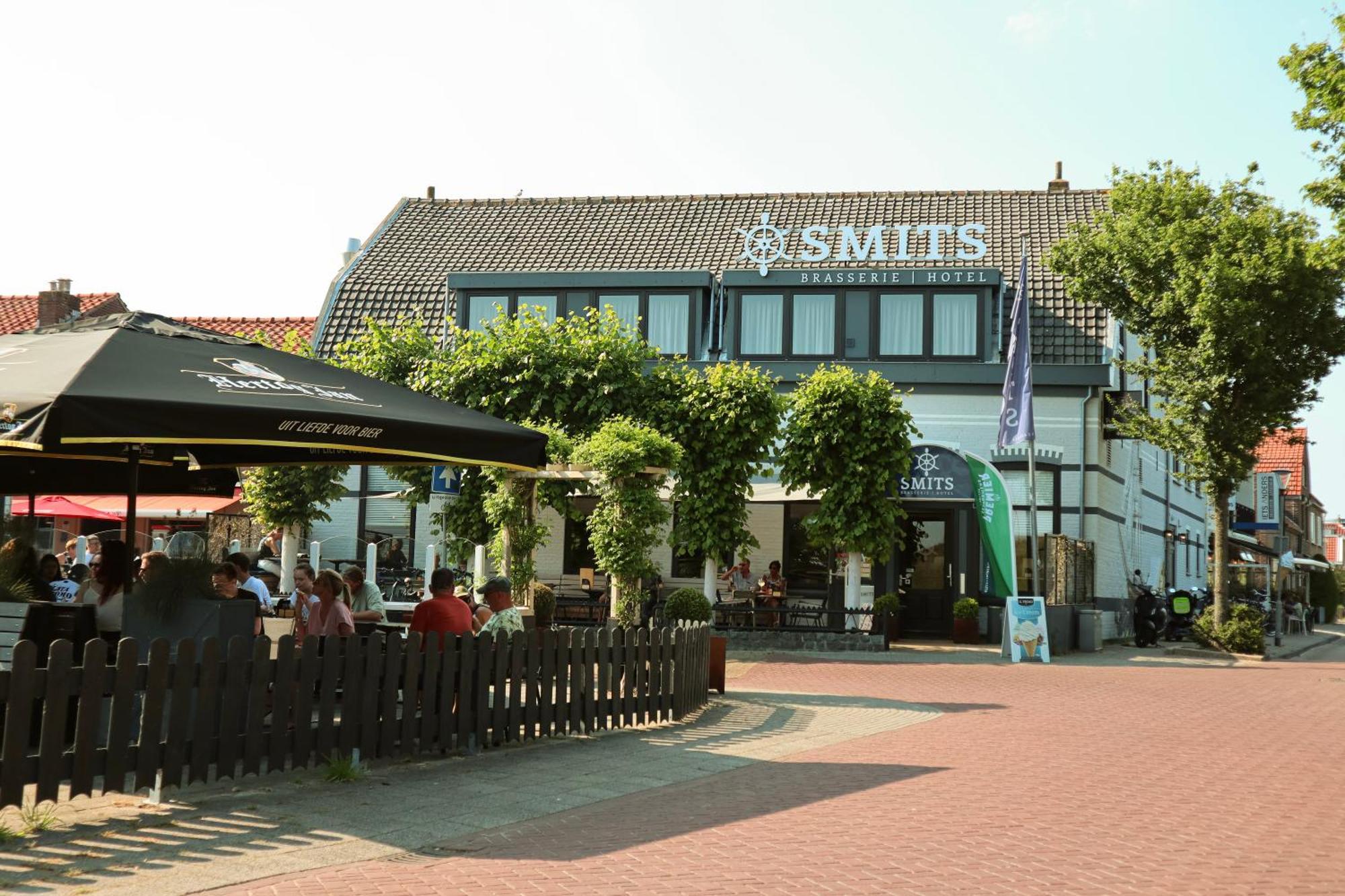 Hotel Brasserie Smits Вемелдинге Екстериор снимка